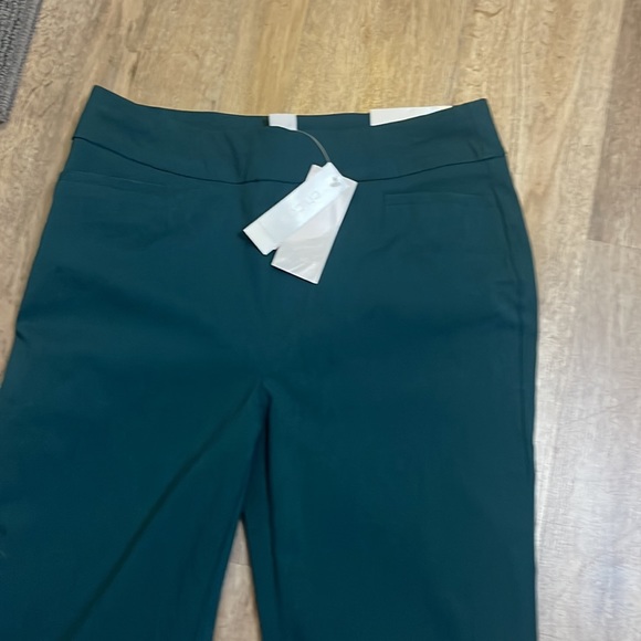 🔥HOT  Chico’s So Slimming Pants Chico’s Size 0 US Size 4 NWT   $89 - Picture 2 of 4